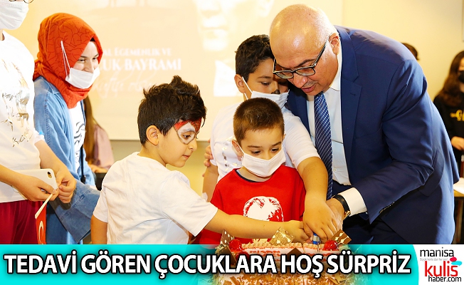 Rektör Ataç 23 Nisan'ı çocuklar ile kutladı