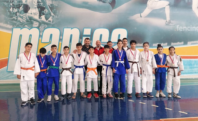 Manisa yıldızlar judo il birinciliği yapıldı